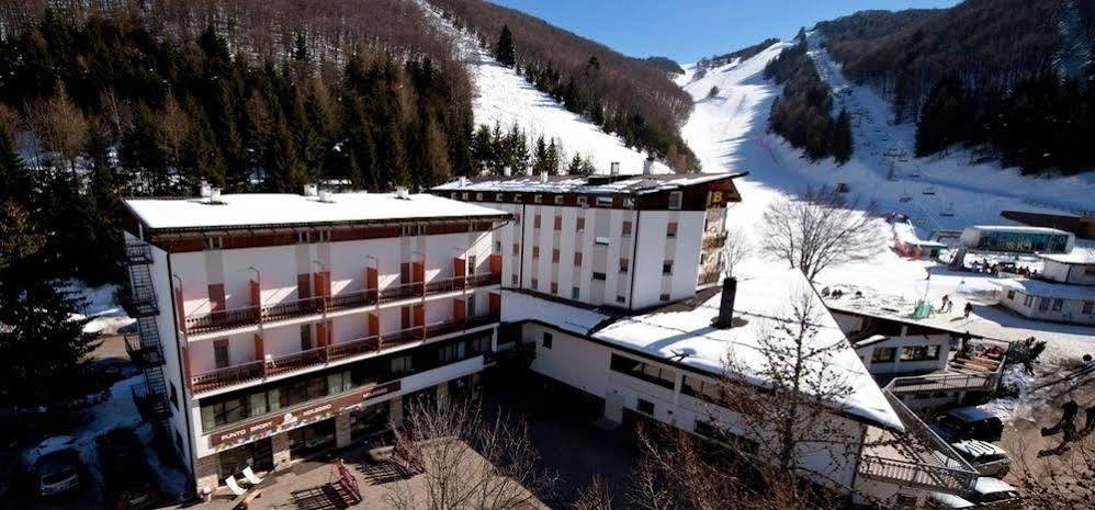 Hotel Bucaneve San Valentino  Екстер'єр фото